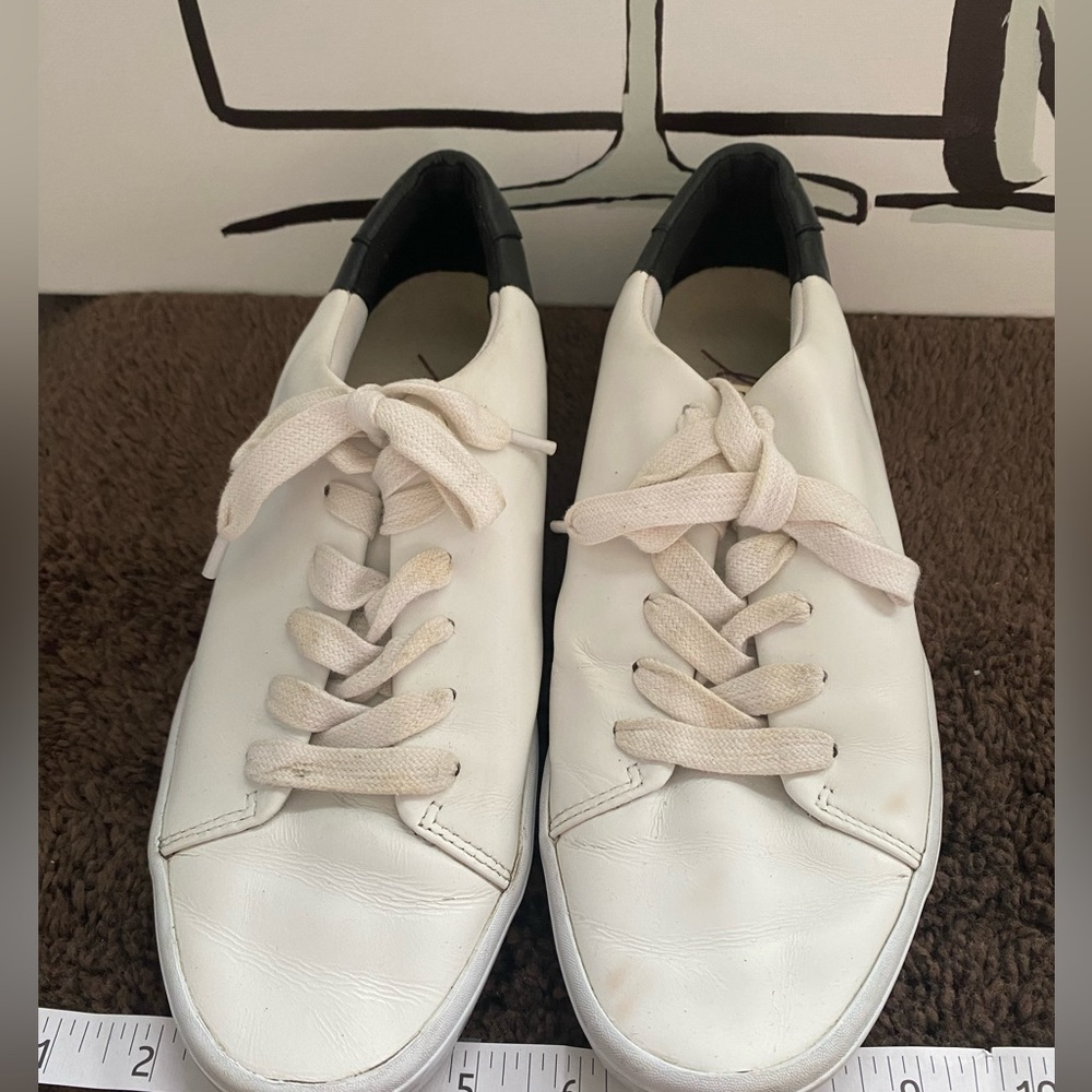 Ellen DeGeneres Love sneakers